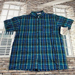 NWT Women’s She Knows Multicolored Plaid Button Down Short Sleeve Shirt (M) FO11